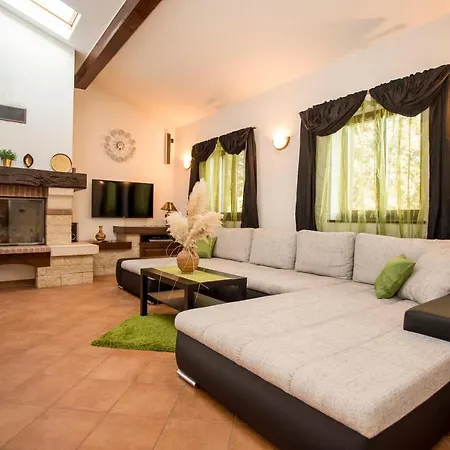 Appartement House Alex